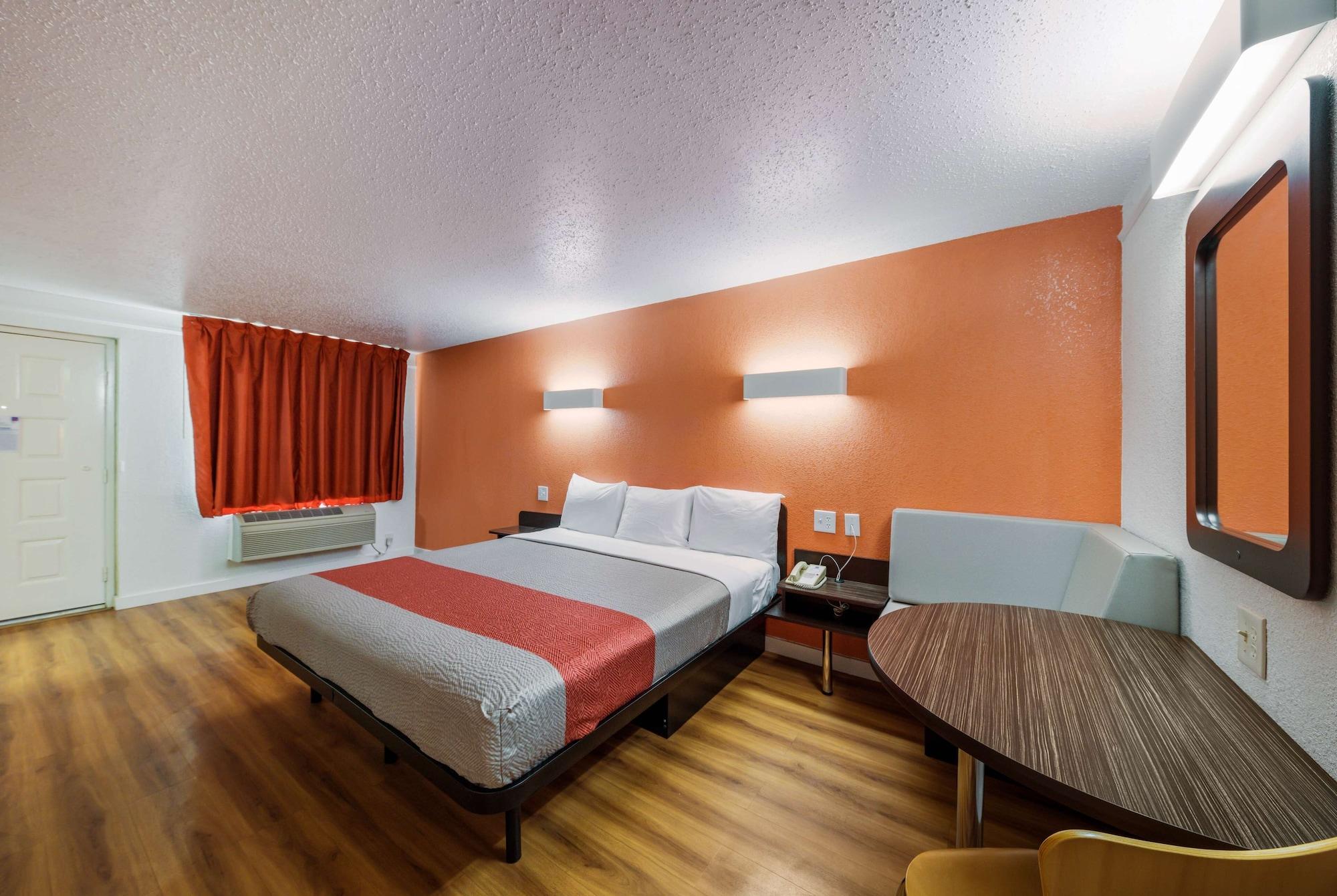 Motel 6-Dallas, Tx - Farmers Branch Zewnętrze zdjęcie