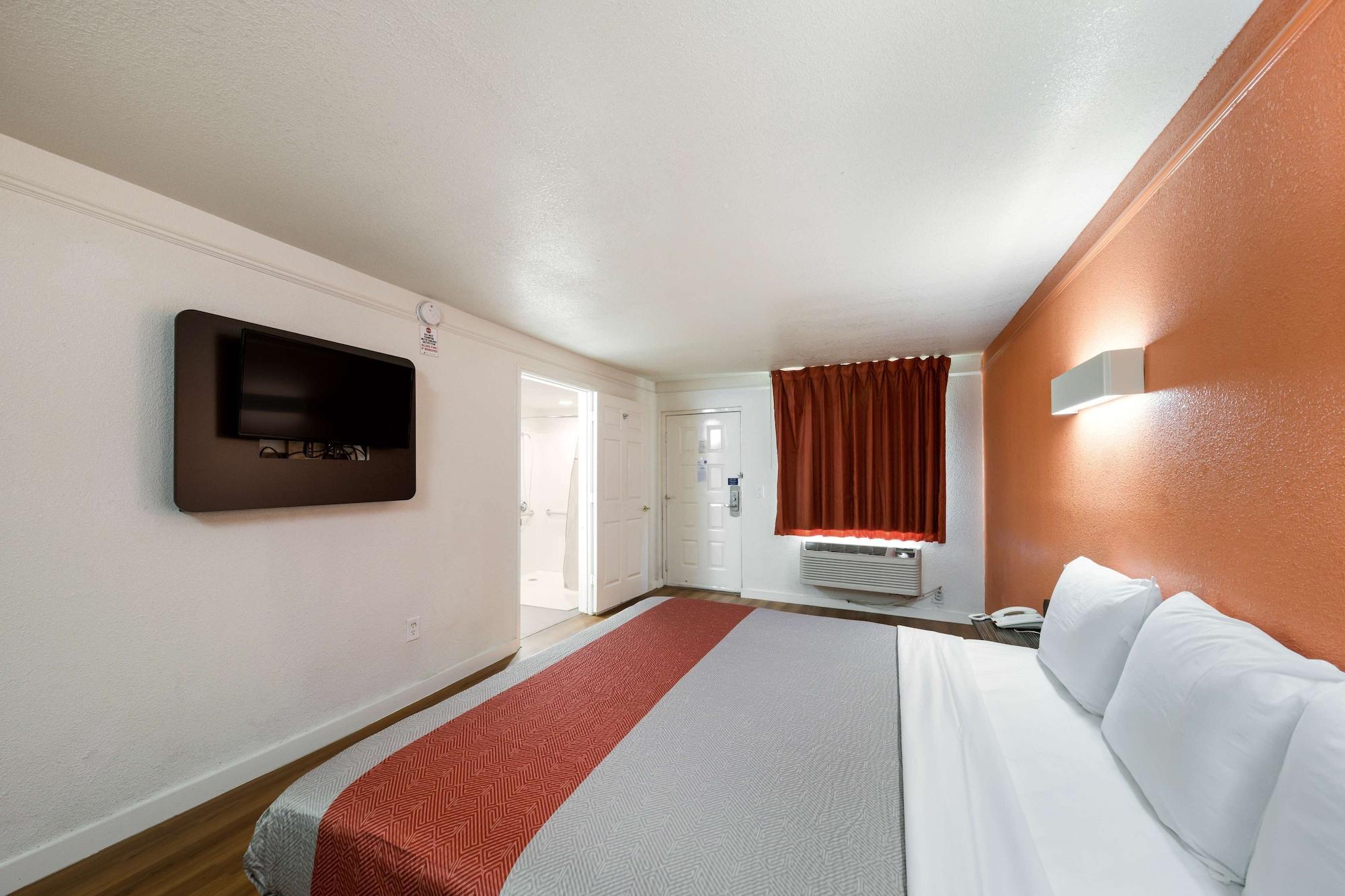 Motel 6-Dallas, Tx - Farmers Branch Zewnętrze zdjęcie