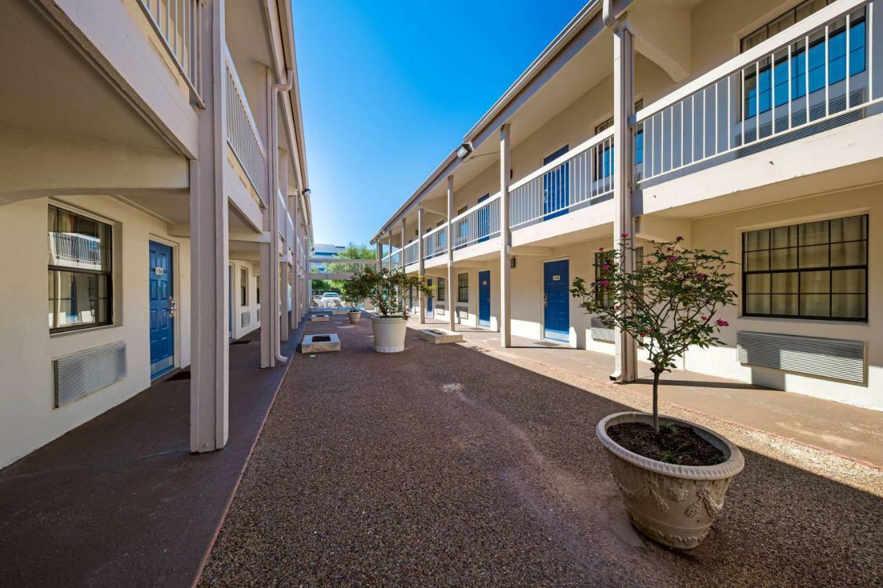 Motel 6-Dallas, Tx - Farmers Branch Zewnętrze zdjęcie