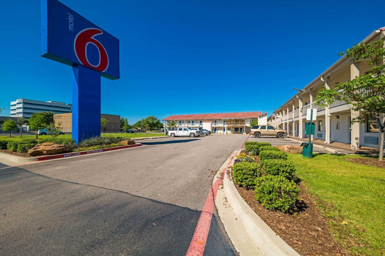 Motel 6-Dallas, Tx - Farmers Branch Zewnętrze zdjęcie